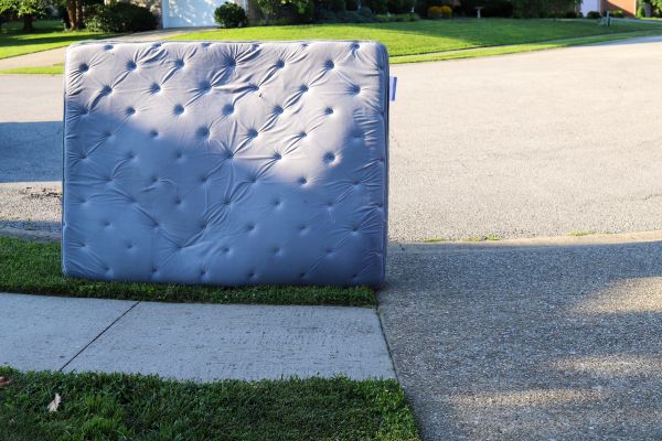 Mattress Removal Service in Lehigh Acres