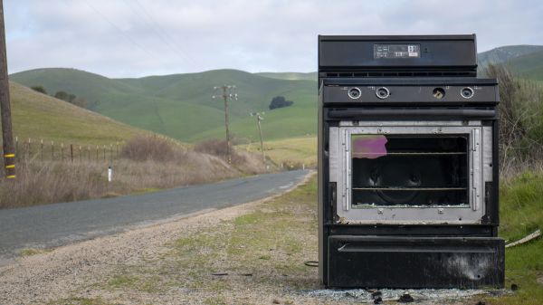 Oven Disposal Service in Lehigh Acres
